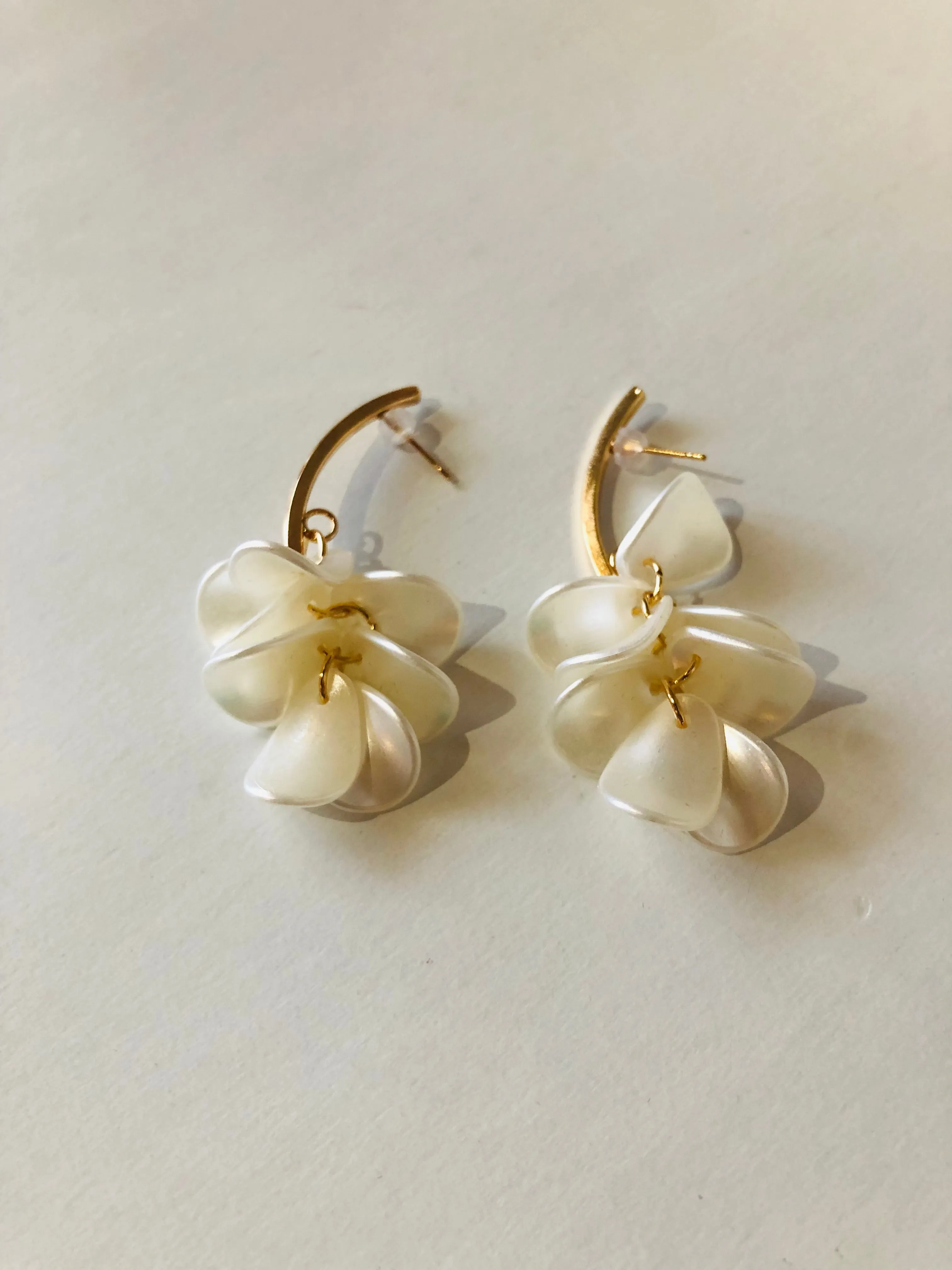 Addie Pearl Petal Dangle Earring