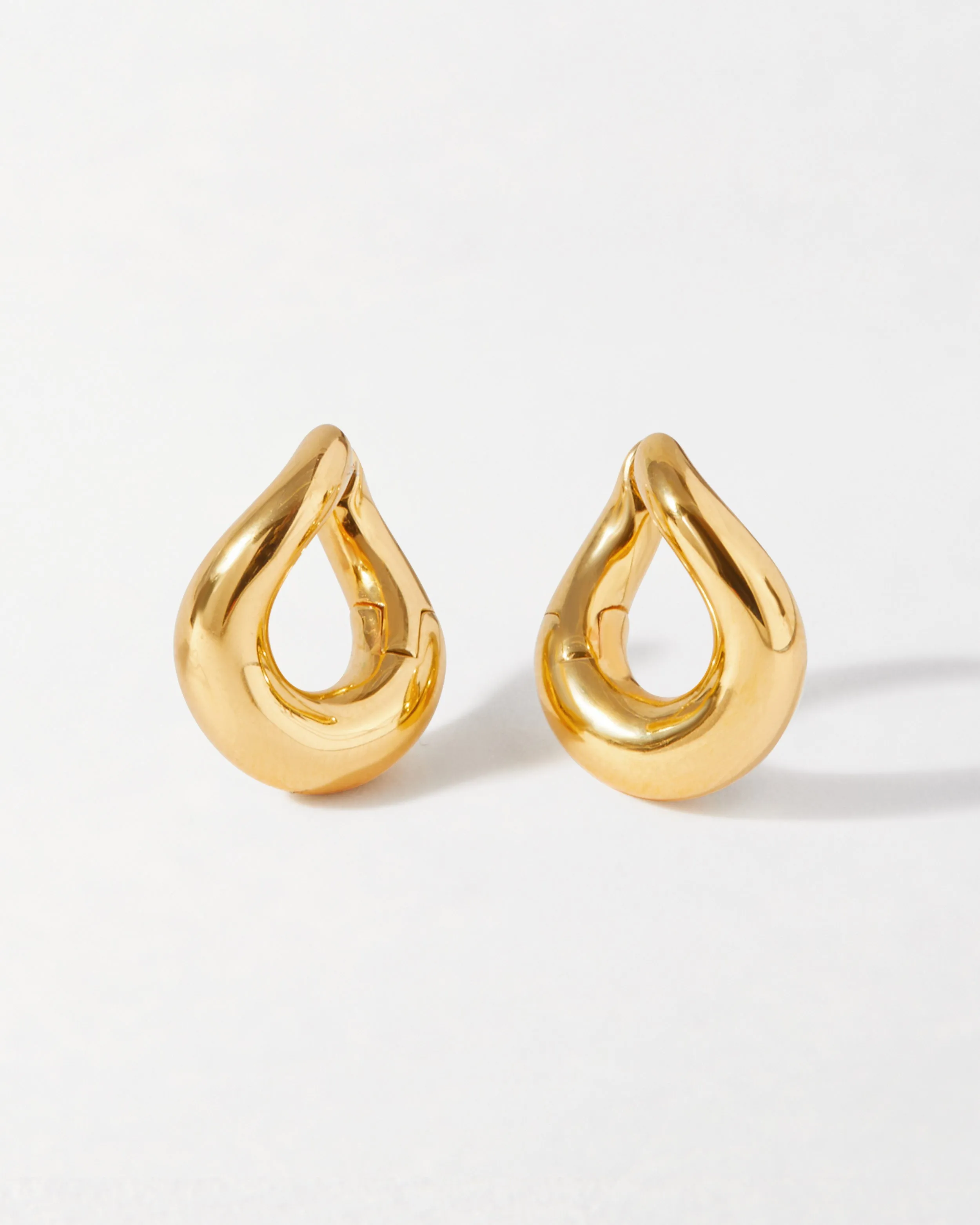 Charlotte Collins Twist Hoop Earrings - Gold